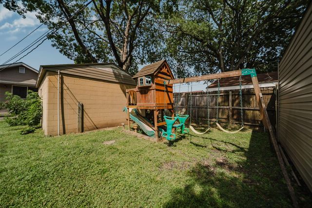 2483 Valleyview Drive, Columbus, OH 43204