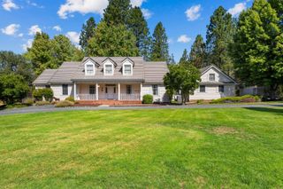 770 Serenity Lane, Grants Pass, OR 97526