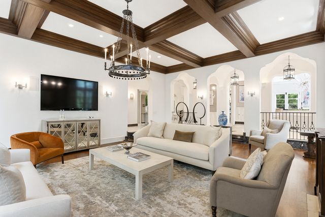 145 Oxford Road, Kenilworth, IL 60043