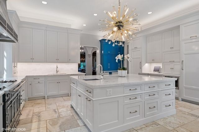 145 Oxford Road, Kenilworth, IL 60043