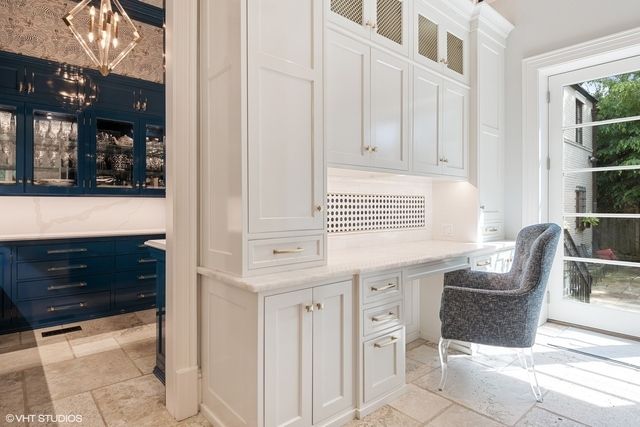 145 Oxford Road, Kenilworth, IL 60043