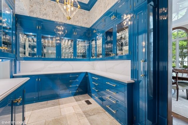 145 Oxford Road, Kenilworth, IL 60043