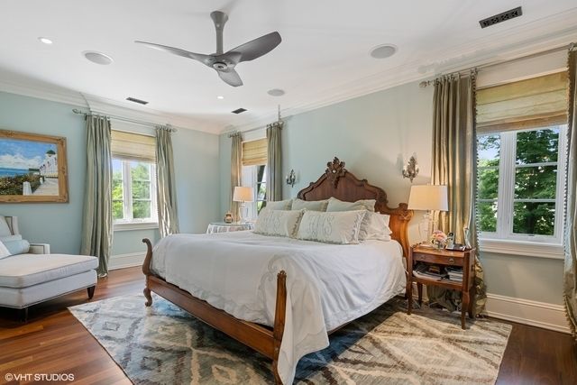 145 Oxford Road, Kenilworth, IL 60043