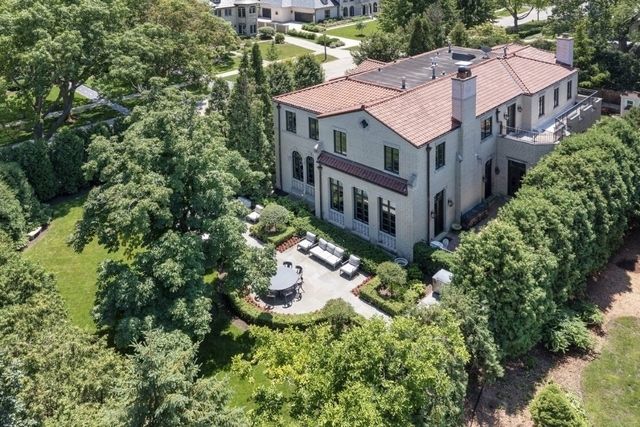 145 Oxford Road, Kenilworth, IL 60043