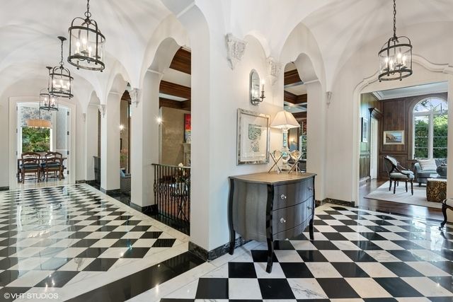 145 Oxford Road, Kenilworth, IL 60043