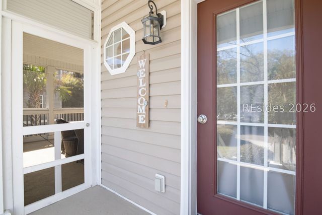 14 Peregrine Dr, Hilton Head Island, SC 29926