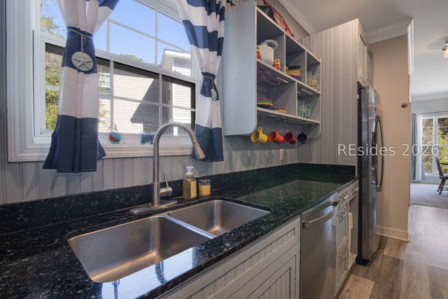 14 Peregrine Dr, Hilton Head Island, SC 29926