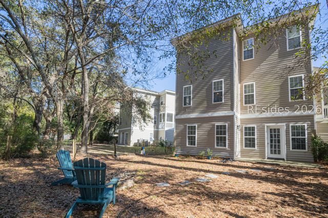 14 Peregrine Dr, Hilton Head Island, SC 29926