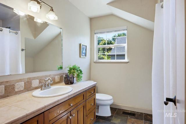 1164 S Island Glenn Way, Eagle, ID 83616