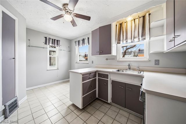 94 E 217th Street, Euclid, OH 44123