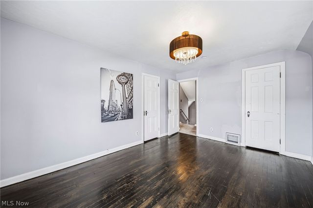 94 E 217th Street, Euclid, OH 44123