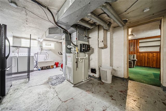 94 E 217th Street, Euclid, OH 44123