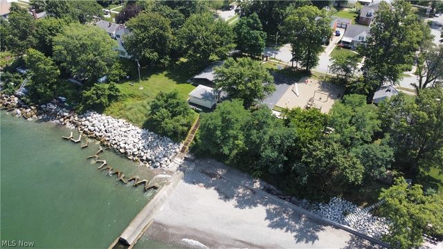 94 E 217th Street, Euclid, OH 44123