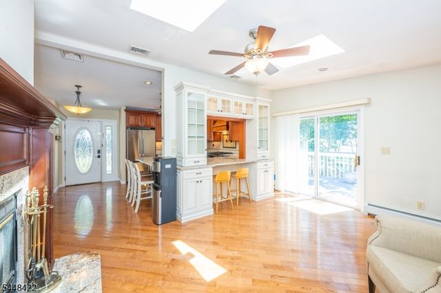 38 Oneida Ave, Hopatcong Boro, NJ 07843