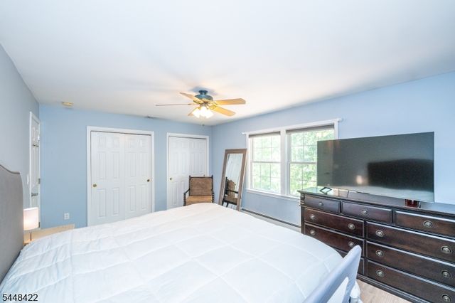 38 Oneida Ave, Hopatcong Boro, NJ 07843