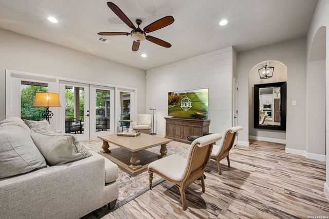 193 AUTUMN RDG, Boerne, TX 78006