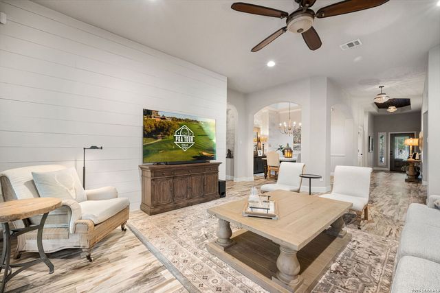 193 AUTUMN RDG, Boerne, TX 78006