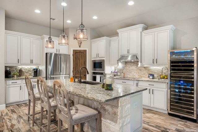 193 AUTUMN RDG, Boerne, TX 78006