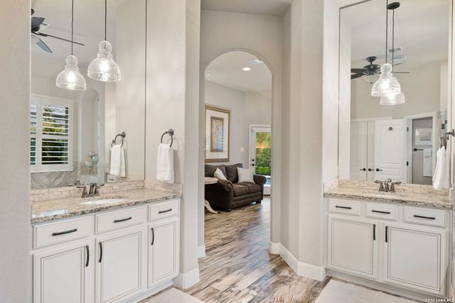 193 AUTUMN RDG, Boerne, TX 78006