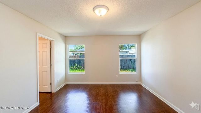 5462 VILLAGE POND Court, Jacksonville, FL 32210