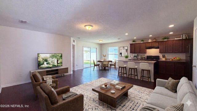 5462 VILLAGE POND Court, Jacksonville, FL 32210