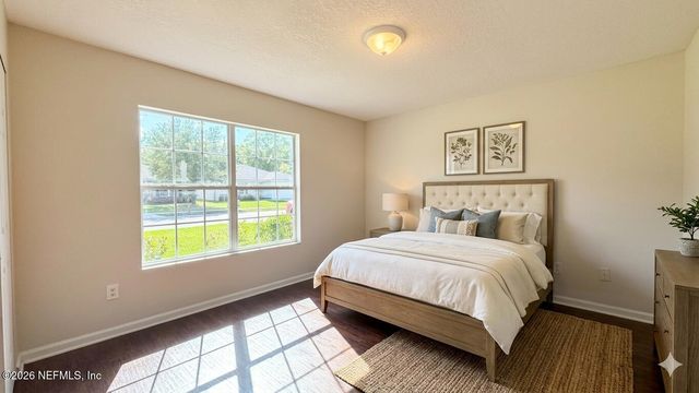 5462 VILLAGE POND Court, Jacksonville, FL 32210