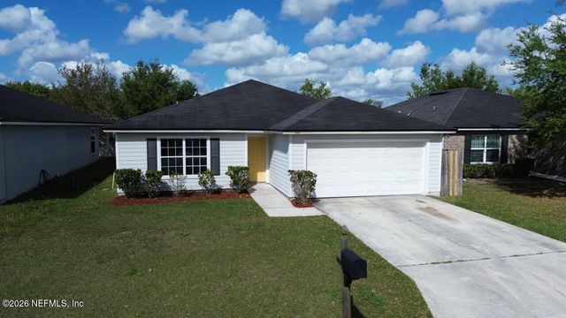 5462 VILLAGE POND Court, Jacksonville, FL 32210