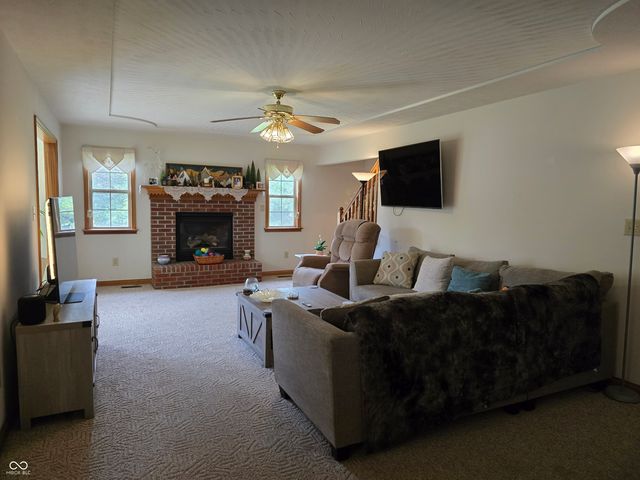 3393 W Sunset Drive N, Greenfield, IN 46140