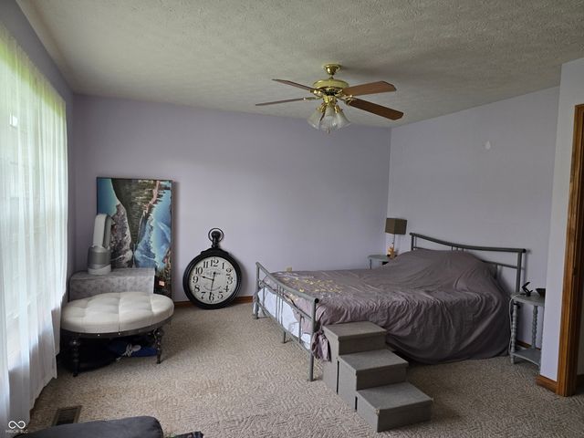 3393 W Sunset Drive N, Greenfield, IN 46140