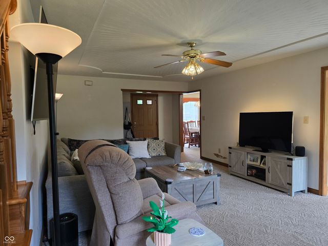 3393 W Sunset Drive N, Greenfield, IN 46140