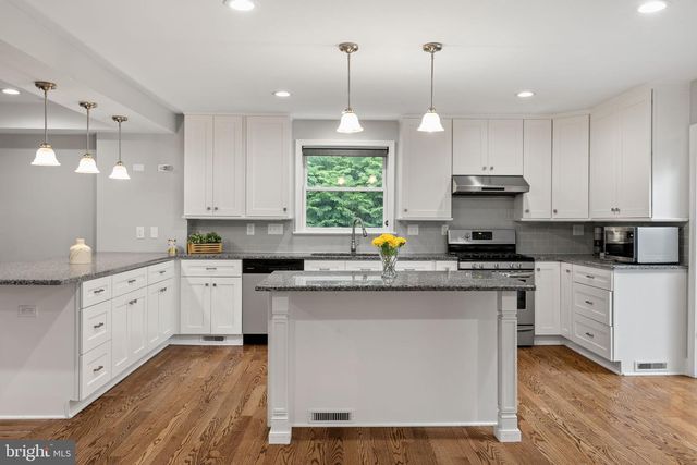103 ERIKA LN, Wayne, PA 19087