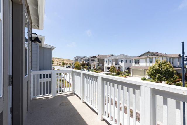 2720 Parkview Way, Marina, CA 93933