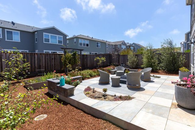 2720 Parkview Way, Marina, CA 93933