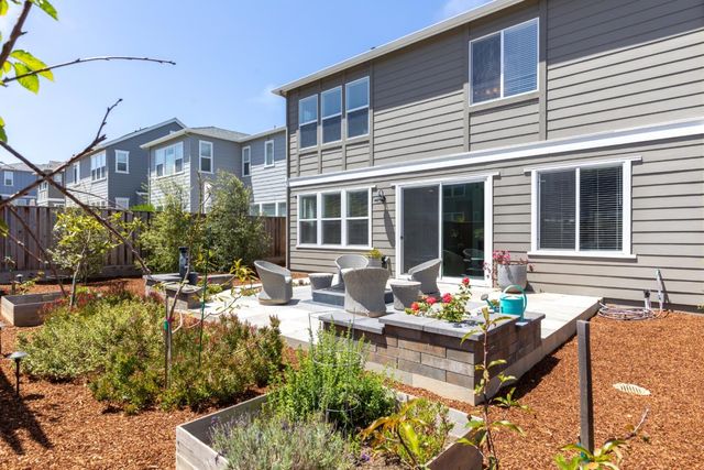 2720 Parkview Way, Marina, CA 93933