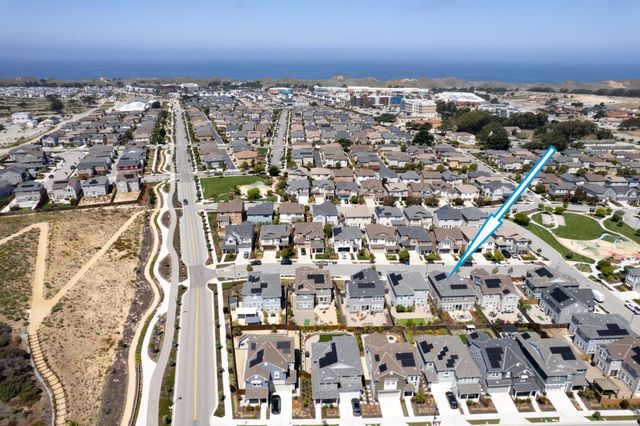 2720 Parkview Way, Marina, CA 93933