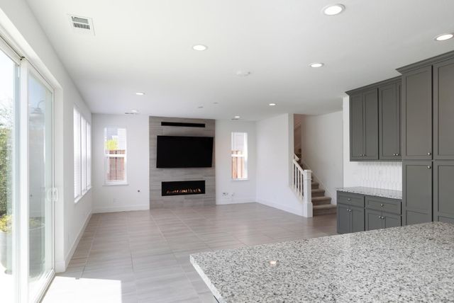 2720 Parkview Way, Marina, CA 93933