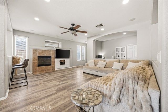 30196 Meadow Oaks Street, Menifee, CA 92585