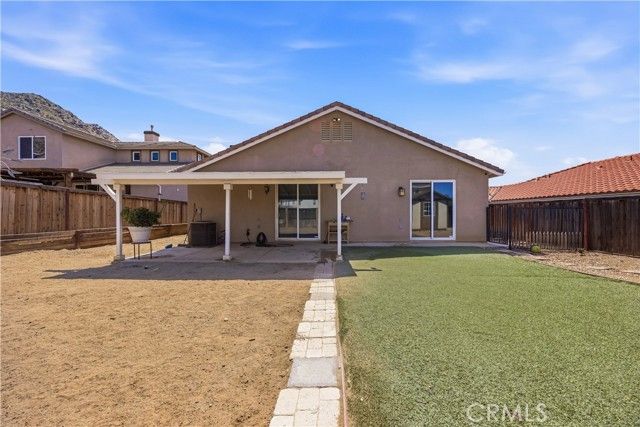 30196 Meadow Oaks Street, Menifee, CA 92585