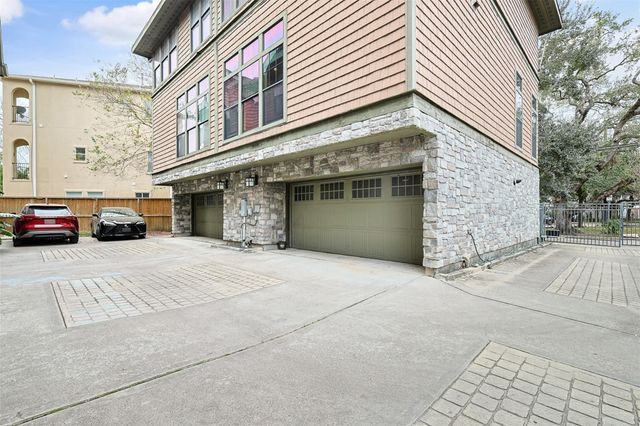 1719 Welch Street A, Houston, TX 77006