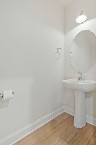 4669 Ridge Bend Dr, Nashville, TN 37207