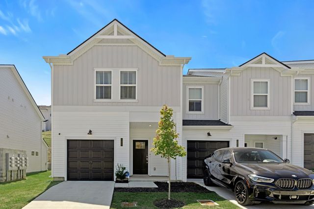 4669 Ridge Bend Dr, Nashville, TN 37207