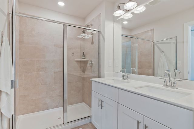 4669 Ridge Bend Dr, Nashville, TN 37207