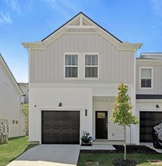 4669 Ridge Bend Dr, Nashville, TN 37207