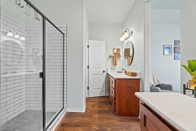 6097 N Fm 908, Rockdale, TX 76567