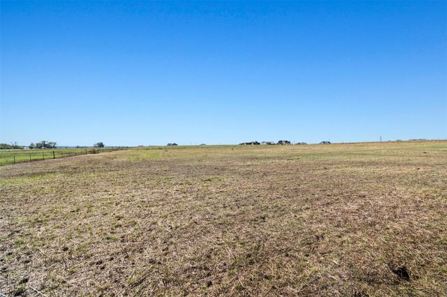 6097 N Fm 908, Rockdale, TX 76567