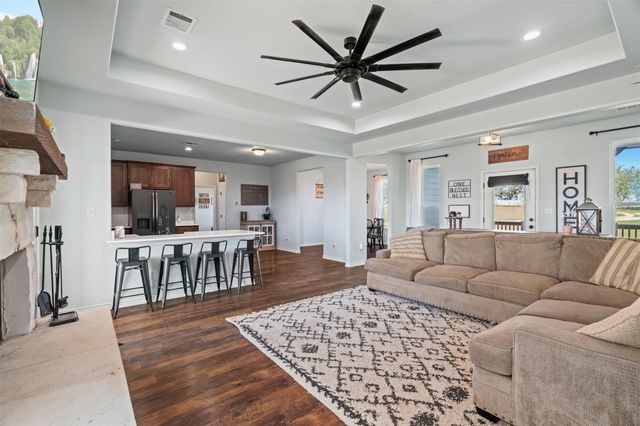 6097 N Fm 908, Rockdale, TX 76567