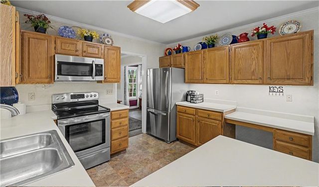 370 Oak Terrace, Alpharetta, GA 30009