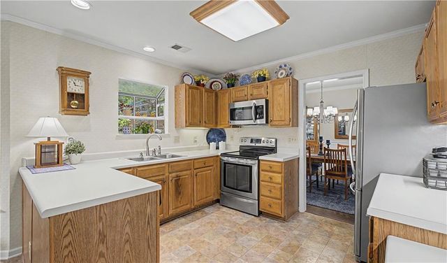370 Oak Terrace, Alpharetta, GA 30009