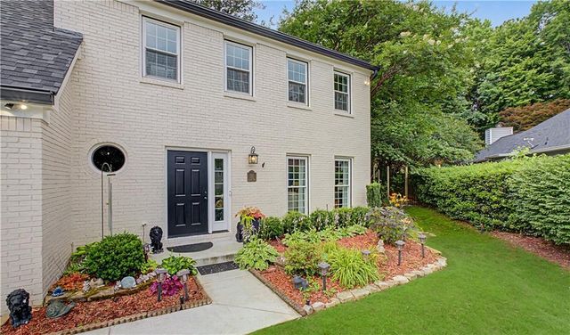 370 Oak Terrace, Alpharetta, GA 30009
