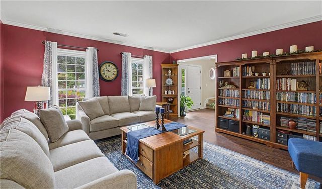 370 Oak Terrace, Alpharetta, GA 30009